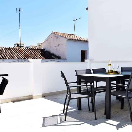 הוילה New Townhouse In The Heart Of Nerja With Jacuzzi מראה חיצוני תמונה