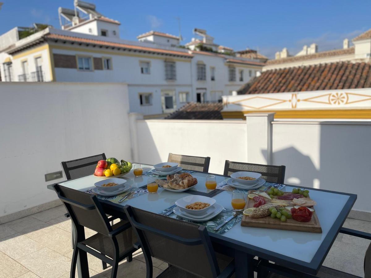 הוילה New Townhouse In The Heart Of Nerja With Jacuzzi מראה חיצוני תמונה