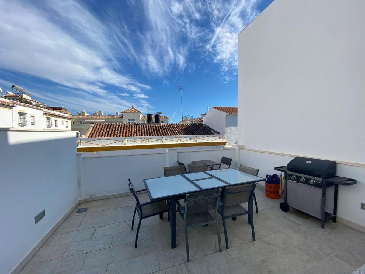 הוילה New Townhouse In The Heart Of Nerja With Jacuzzi מראה חיצוני תמונה
